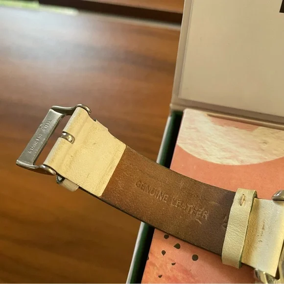 HOST PICK⭐️Authentic Lacoste leather band watch 🤍 - Picture 4 of 6